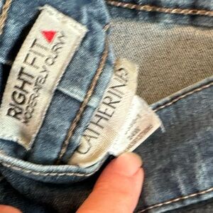 24 right fit curvy Catherine’s jeans